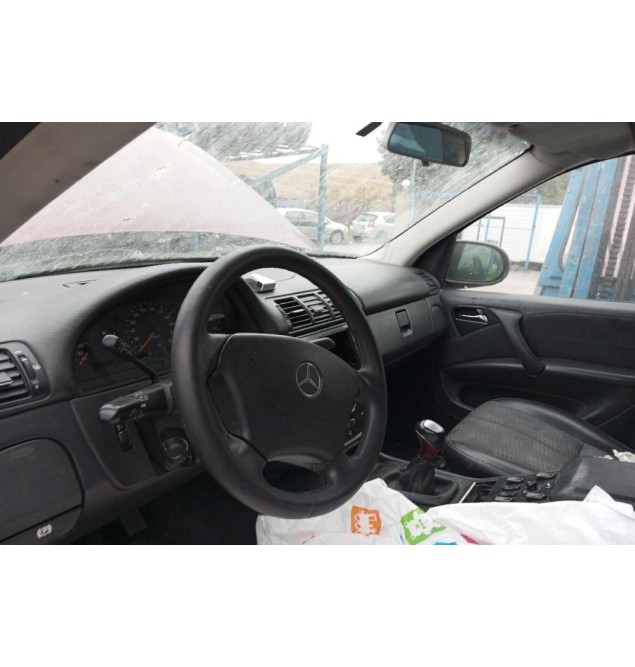 Ολόκληρο Αυτοκίνητο Mercedes-Benz ML 270 Κωδ.Κινητηρα 612963 2700cc 163hp 1999-2005 (ΓΙΑ ΑΝΤΑΛΛΑΚΤΙΚΑ) 181884 KM