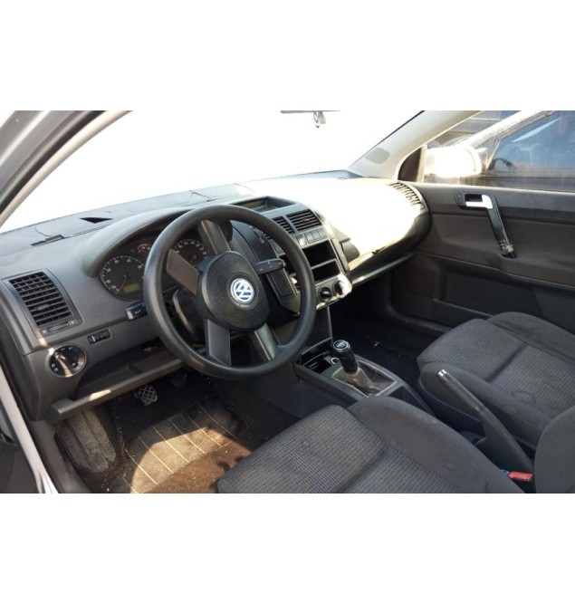 Ολόκληρο Αυτοκίνητο Volkswagen Polo Κωδ.Κινητηρα BBY 1400cc 75hp 2002-2005
