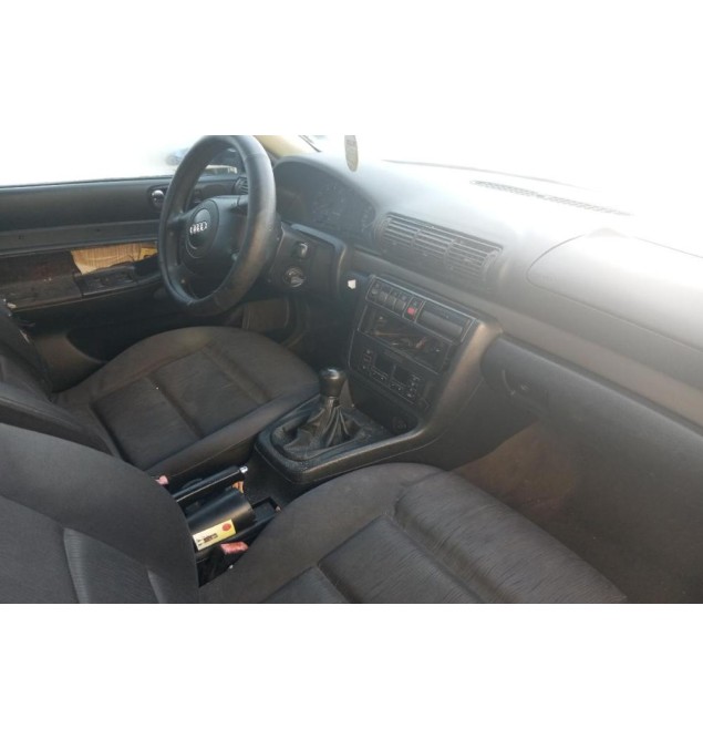 Ολόκληρο Αυτοκίνητο Audi A4 B5 Κωδ.Κινητηρα AHL 1600cc 100hp 1995-2001