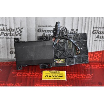 Ασφάλειες - Ασφαλειοθήκη Mitsubishi Canter 2000-2009 MK387375 MC859979 MK344783