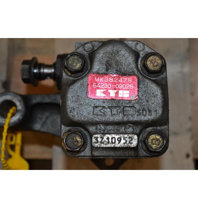 Αντλία Υδραυλικού Τιμονιού Mitsubishi Canter 3.9cc 4D34 2000-2006 MK382478 / B4230-09025