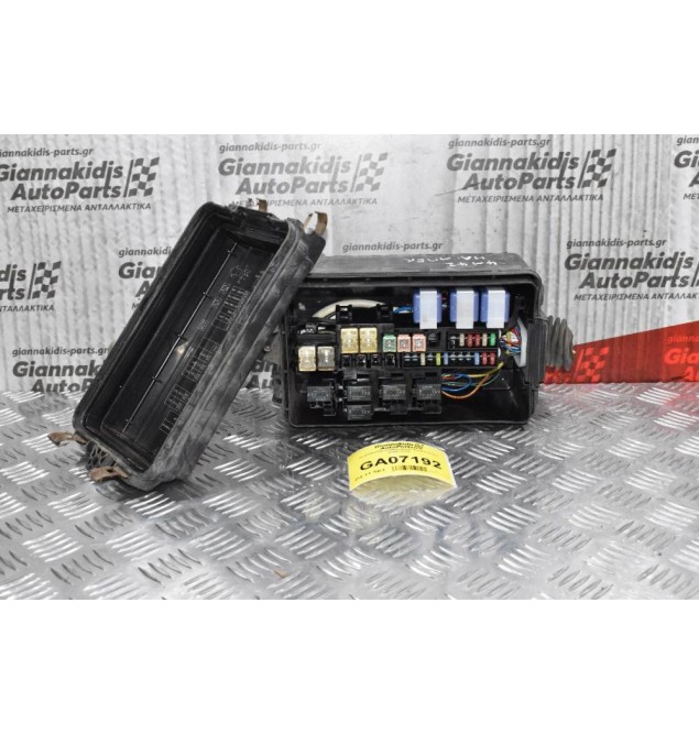 Ασφαλειοθήκη Mitsubishi Canter-Fuso 2005-2012