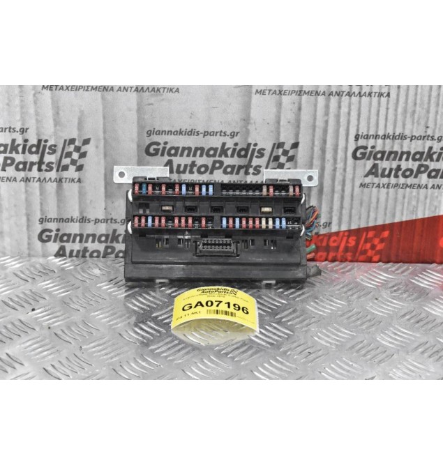 Ασφαλειοθήκη Mitsubishi Canter-Fuso 2005-2012