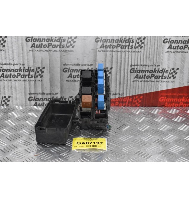 Ασφαλειοθήκη Nissan Navara D40 2005-2012 6356-4197