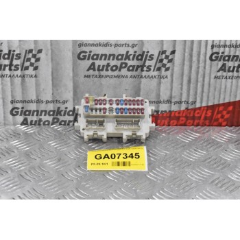 Ασφαλειοθήκη Nissan Navara D40 2005-2012