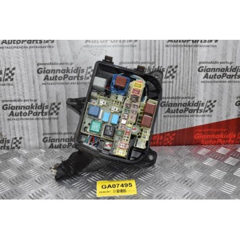 Ασφαλειοθήκη Toyota Dyna 1998-2005