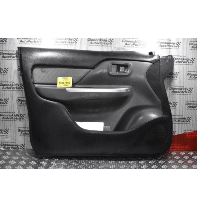 Ταπετσαρία Πόρτας Οδηγού Mitsubishi L200 4N15 2014-2020 Μιαμιση καμπινα