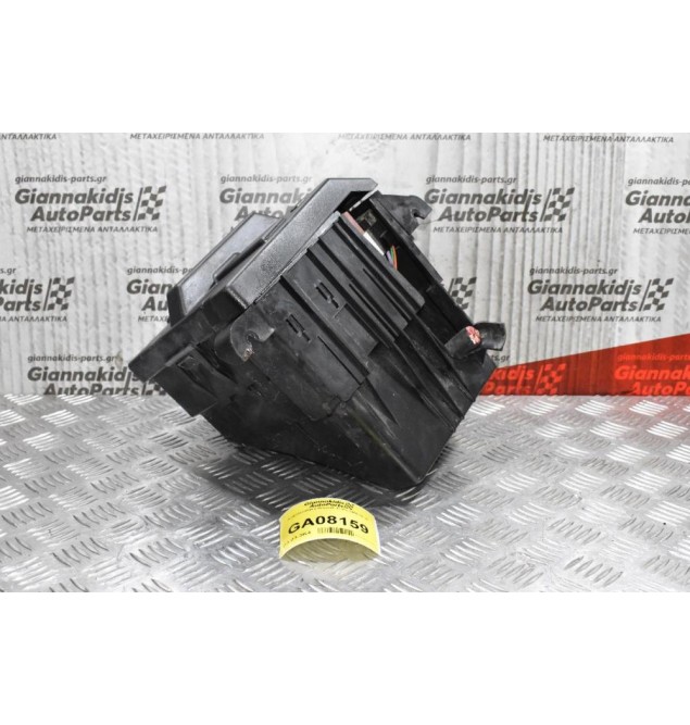 Ασφαλειοθήκη Renault Trafic 2001-2010