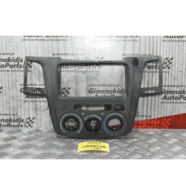 Κονσόλα Ταμπλό Toyota Hilux KUN 2005-2010 55420-0K010
