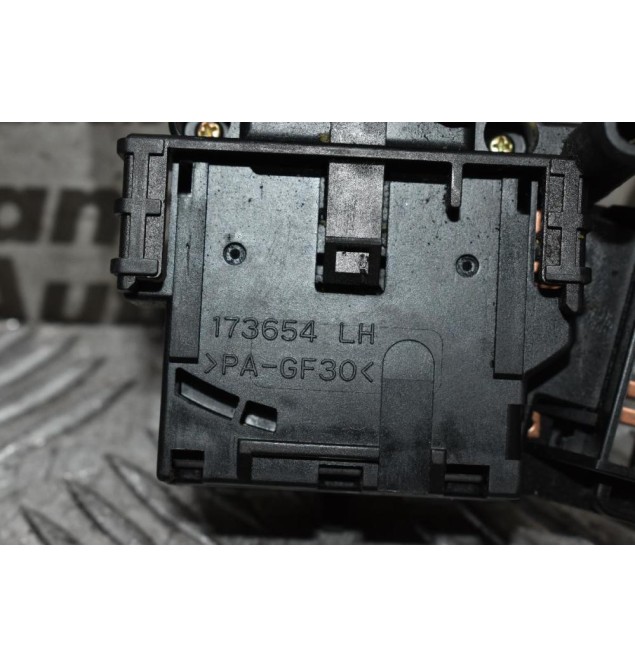 Διακόπτης Υαλοκαθαριστήρων Toyota Avensis T25 2003-2008 84652-05140 173654 (14pins) (Γνήσιος)