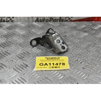 Μεντεσές Πόρτας Nissan Navara D40 2005-2010 (Δεξια Μπροστά πάνω)