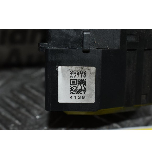 Διακόπτης Υαλοκαθαριστήρων Nissan Almera N16 / Primera P12 2000-2006 25260-AV710 25260AV710 (12pins) (Γνήσιος)