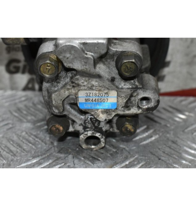 Αντλία Υδραυλικού Τιμονιού Mitsubishi L200 2.5 4D56 K74 1997-2005 MR448507