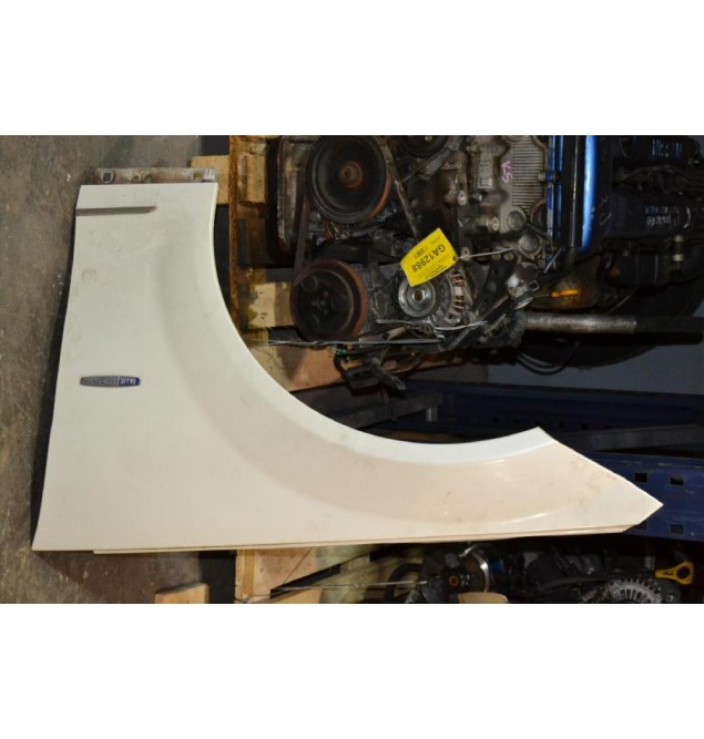 Μούρη Κομπλέ Mercedes-Benz C200 W204 Facelift Xenon 2011-2015 (Με 2 φτερα και καπω) (Εξυπνο φαναρι)