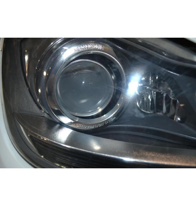 Μούρη Κομπλέ Mercedes-Benz C200 W204 Facelift Xenon 2011-2015 (Με 2 φτερα και καπω) (Εξυπνο φαναρι)