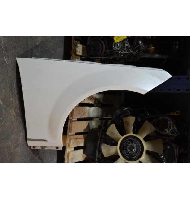 Μούρη Κομπλέ Mercedes-Benz C200 W204 Xenon 2007-2012 (Με 2 φτερα και καπω) (Led)