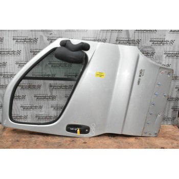Πόρτα Εμπρός Δεξιά Opel Vivaro 2002-2006 (Χωρίς Τρίμ)
