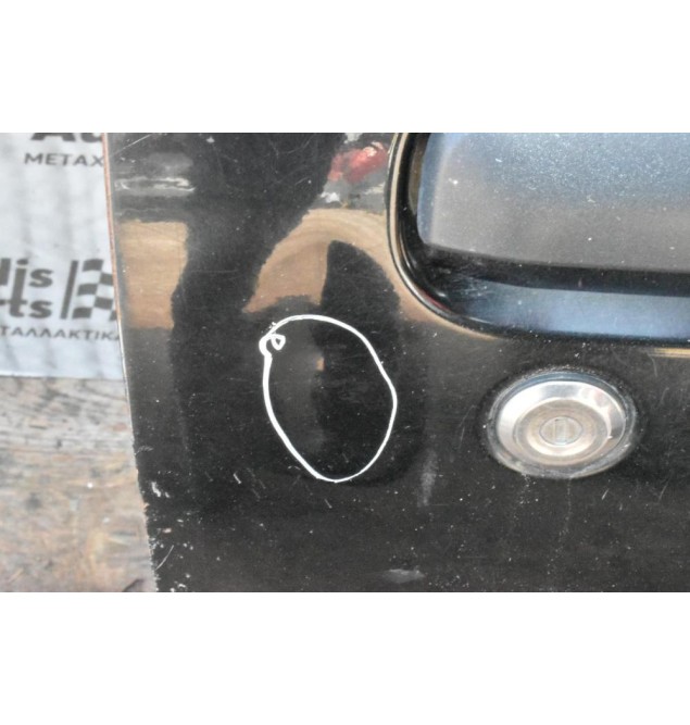 Πόρτα Εμπρός Δεξιά Nissan Navara D22 1998-2005 (Χωρίς Καθρέφτη) (Μικρό Χτύπημα)