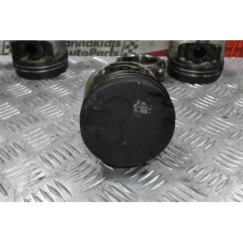 Πιστόνια + Μπιέλες Mitsubishi L200 4D56 1997-2001 (Εξωτερικη Διάμετρος 90mm) (Ντίζα)