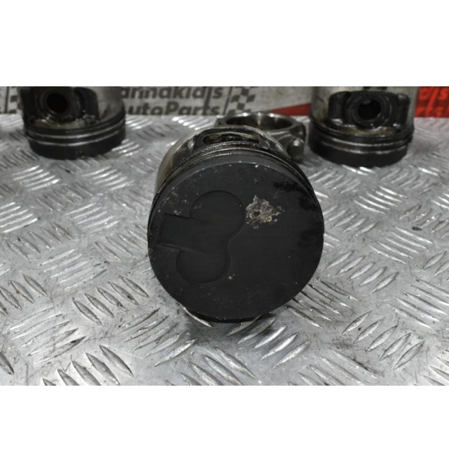 Πιστόνια + Μπιέλες Mitsubishi L200 4D56 1997-2001 (Εξωτερικη Διάμετρος 90mm) (Ντίζα)