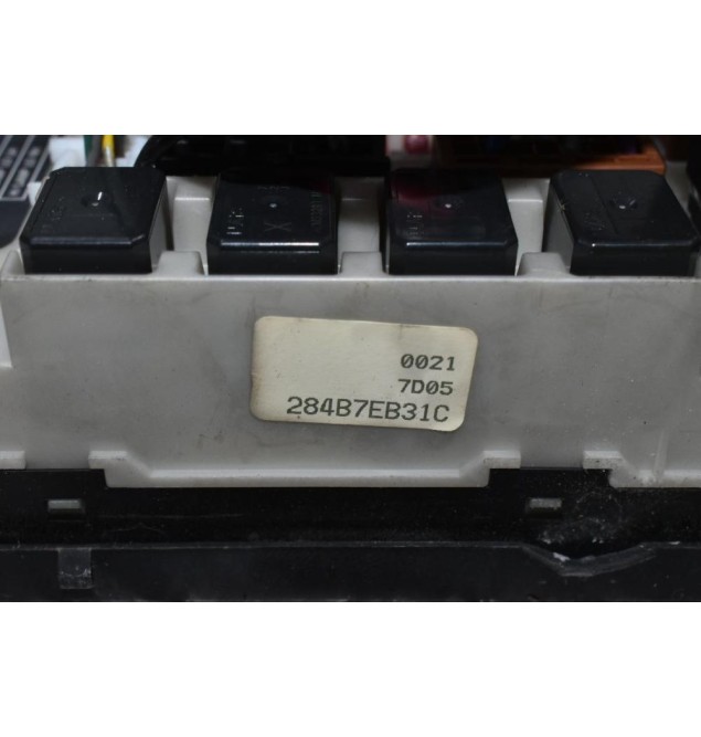 Ασφαλειοθήκη Nissan Navara D40 2005-2012 284B7-EB31C