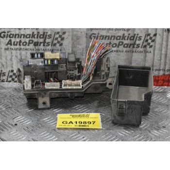 Ασφαλειοθήκη Nissan Navara D40 2005-2012