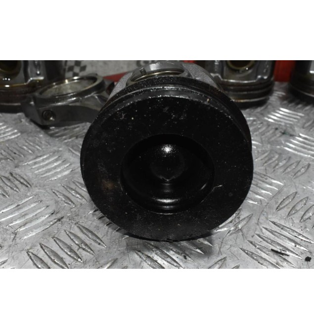 Πιστόνια + Μπιέλες Ford Transit 2.4 TDCI H9FB 2005-2010 (Εξωτερικη Διαμετρος 90mm) (4αδα)