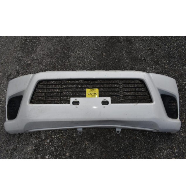 Προφυλακτήρας Εμπρός Toyota Hilux Revo 2015-2019 (Γνήσιο - Ελαφρώς Μεταχειρισμένο)