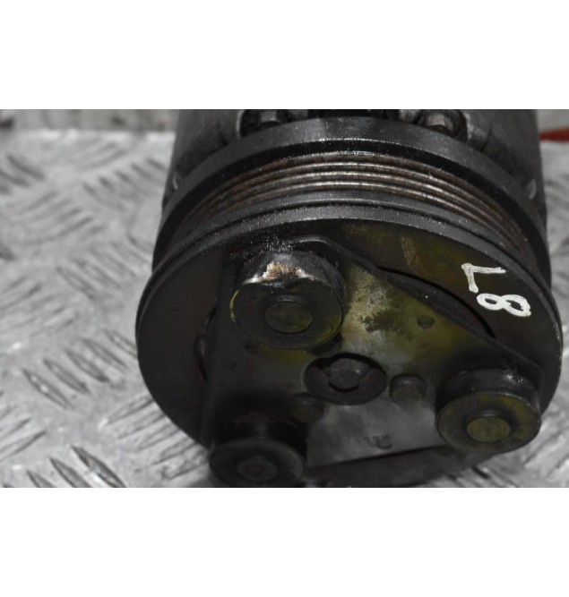 Κομπρεσέρ Aircondition - A/C Ford Focus 2008-2011 6M5H-19D629-AB (Μικρό Χτύπημα Στην Τροχαλία)