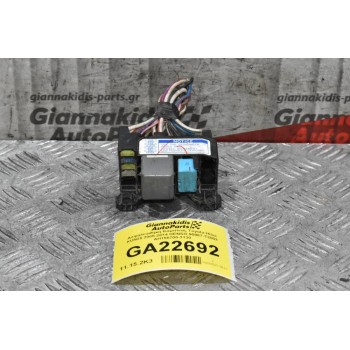 Ασφαλειοθήκη Καμπίνας Toyota Hilux KUN25 2005-2014 DENSO 90987-T2002 AH156700-3130