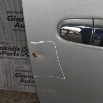 Πόρτα Πίσω Δεξιά 4Πορτο Toyota Hilux KUN25 2005-2015 (Μικρό Χτύπημα)