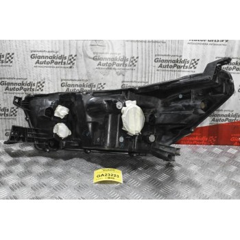 Φανάρι Εμπρός Δεξί Toyota Hilux Revo 2015-2019 (Χωρίς Ηλεκτρικό)