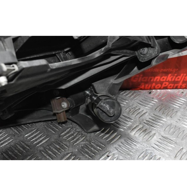 Φανάρι Εμπρός Αριστερό Audi A4 2.0 TFSI 2008-2011 8K0941003D (XENON)