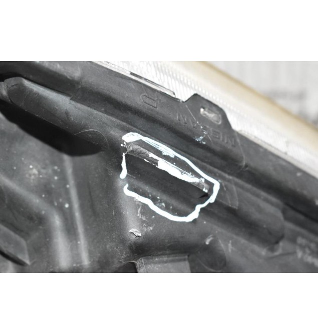 Φανάρι Εμπρός Δεξί Nissan Navara / Pathfinder 2005-2010 26010-EB30B (Σπασμένη Βάση)