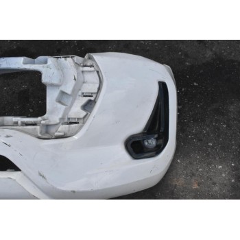 Προφυλακτήρας Εμπρός Toyota Hilux Revo 2021-2022 (Γνήσιο - Ελαφρώς Μεταχειρισμένο) (Με Προβολάκια)