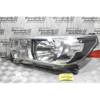 Φανάρι Εμπρός Αριστερό Toyota Hilux Revo 2015-2019 (Μηχανικό)