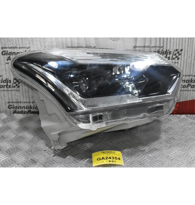 Φανάρι Isuzu D-Max 2016-2020 (Εμπρός Δεξί) (Γνησιο Μηχανικό)