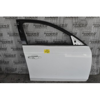Πόρτα Εμπρός Δεξιά Audi A4 (Quatro) 2008-2012 (Με Χτύπημα)