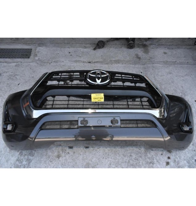Προφυλακτήρας Εμπρός Toyota Hilux Revo 2021-2022 (Γνήσιο - Ελαφρώς Μεταχειρισμένο) (Χωρίς Προβολάκια)