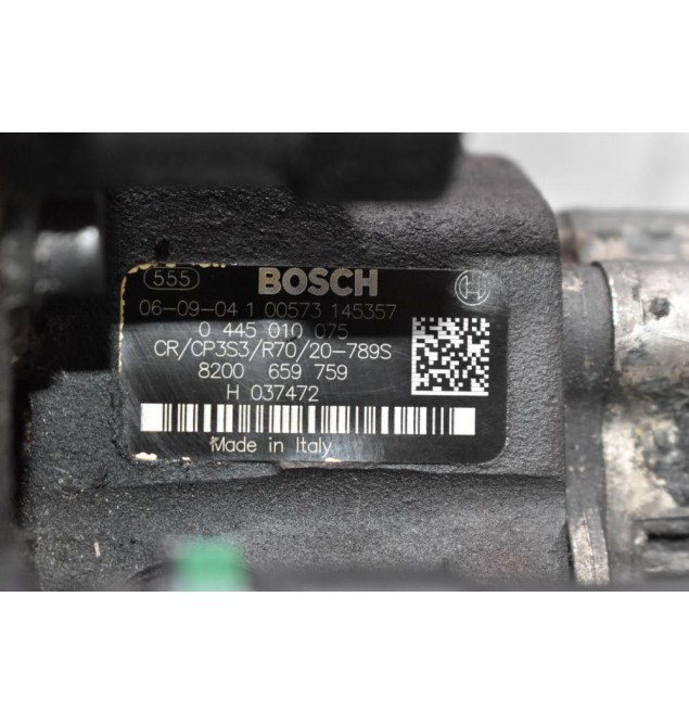 Αντλία Πετρελαίου Renault Trafic / Opel Vivaro / Nissan Primastar 1.9cc F9Q U760 2002-2006 BOSCH 8200659759 0445010075