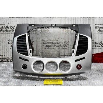 Κονσόλα Ταμπλό + Αεραγωγοί Mitsubishi L200 KB4 2006-2015 MN179800ZZ