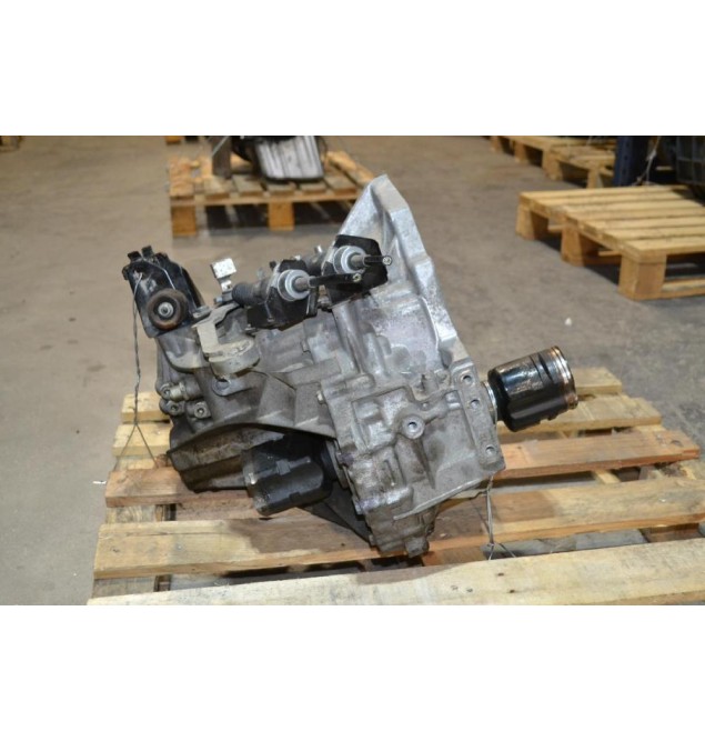 Χειροκίνητο Σασμάν Toyota Auris 1ND 1.4D Euro 5 2012-2018  (6άρι)