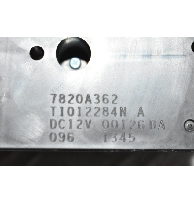 Χειριστήριο Κλιματισμού Mitsubishi L200 KB4 2010-2015 7820A362 T1012284N