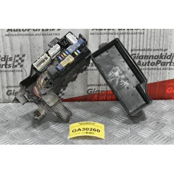 Ασφαλειοθήκη Nissan Navara D40 2005-2012