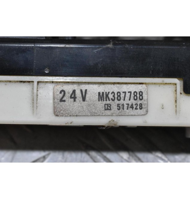 Διακόπτης Παραθύρου Εμπρός Δεξιός Mitsubishi Canter 1998-2005 MK387788 24V (8pins)