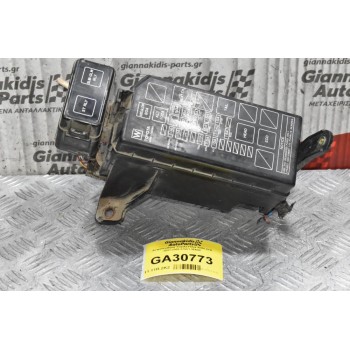 Ασφαλειοθήκη Toyota Hilux KDN 2KD 2001-2005 82661-3D080