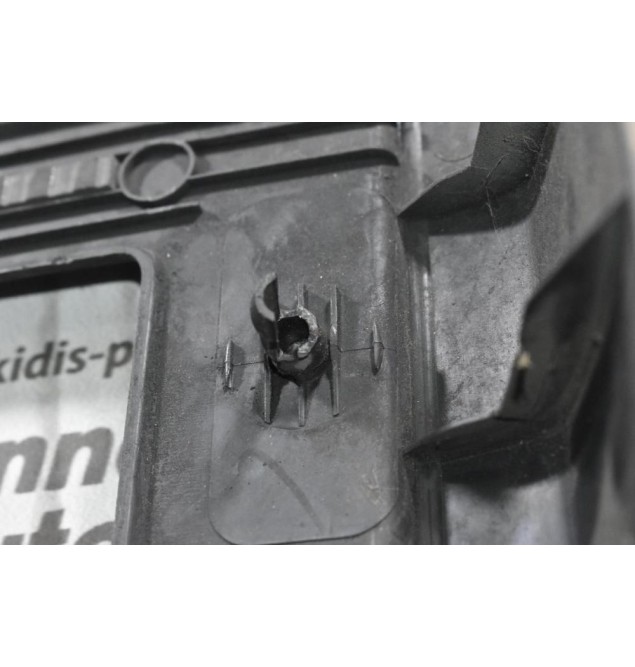 Πλαστικό Κάλυμμα Κινητήρα Isuzu D-Max 3.0 4JJ1 2007-2012 (Μικρό Σπάσιμο)