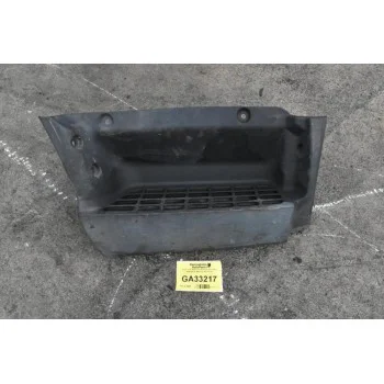 Σκαλοπάτι Δεξια Mitsubishi Canter 2006-2015 (Μεγαλη Καμπινα)