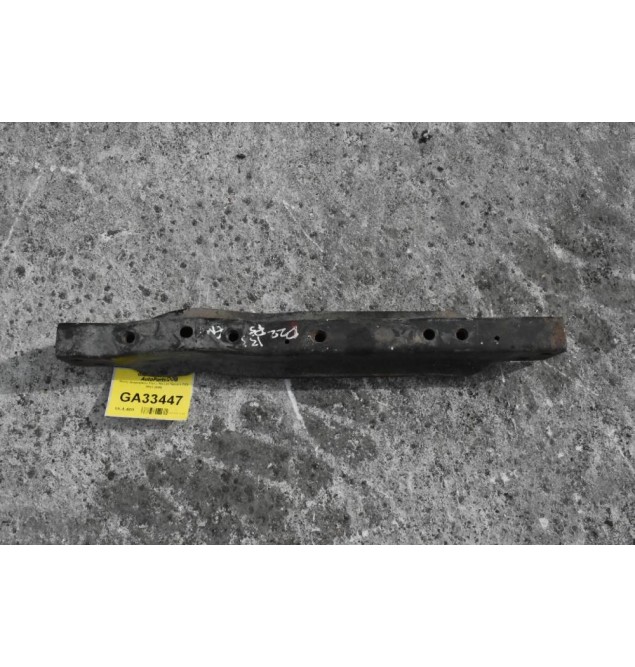 Βαση Διαφορικου Πισω Nissan Navara D22 2001-2005