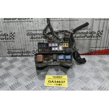 Ασφάλειες - Ασφαλειοθήκη Nissan Navara D22 2001-2005 24380-VK500 (Χωρίς Καπάκι)
